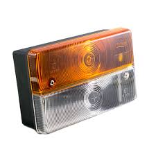 FRONT COMBINATION LAMP AMBER CLEAR BRITAX 9009.00