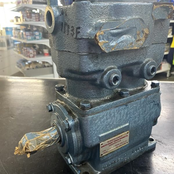 COMPRESSOR MIDLAND FLANGE MOUNT 1300 CFM BELT DRIVE EL1300