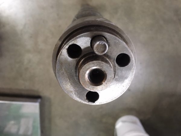 VOLVO CAM SHAFT